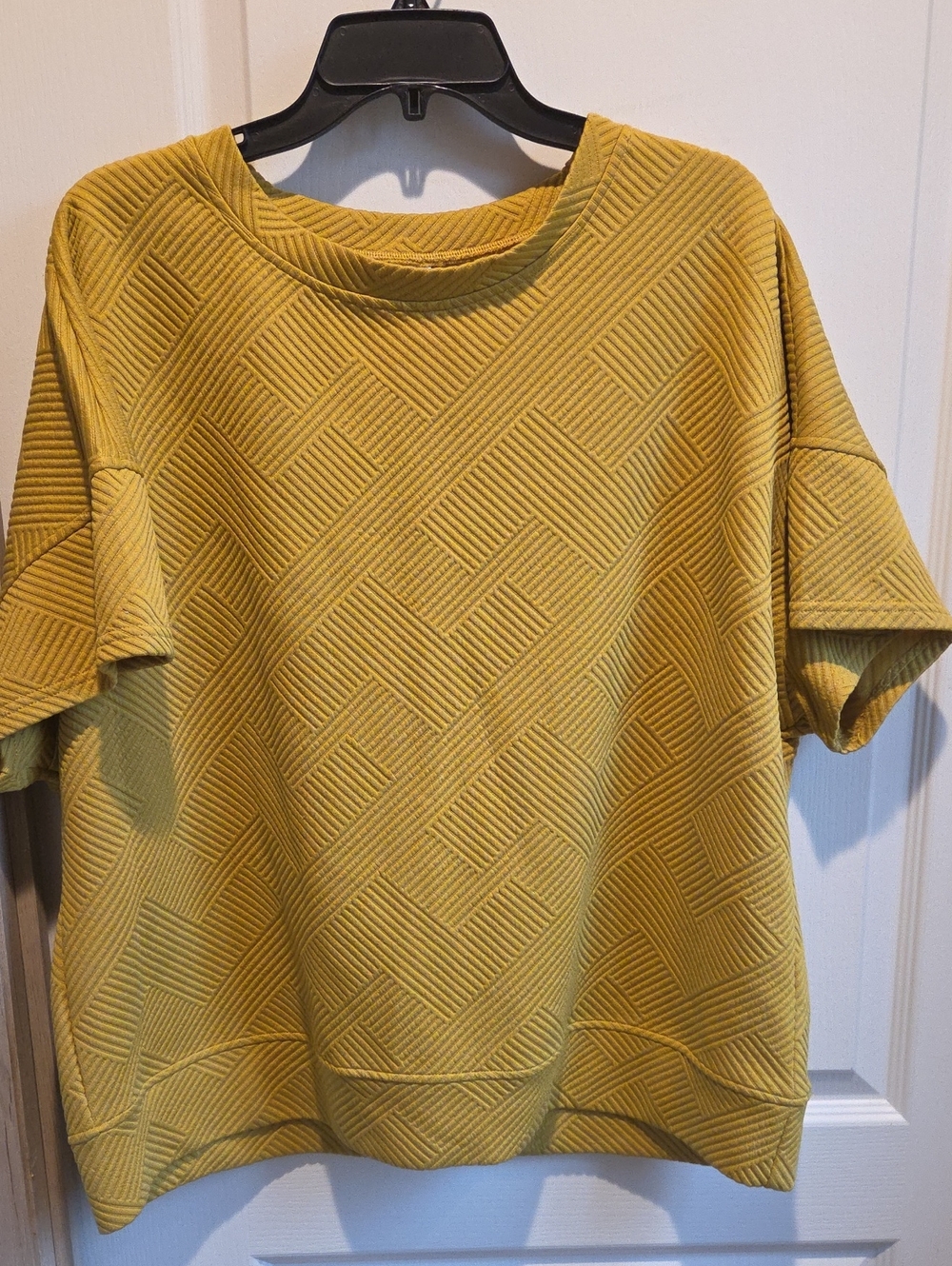 Source Unknown Mustard Yellow Textured Crew Neck Sweater